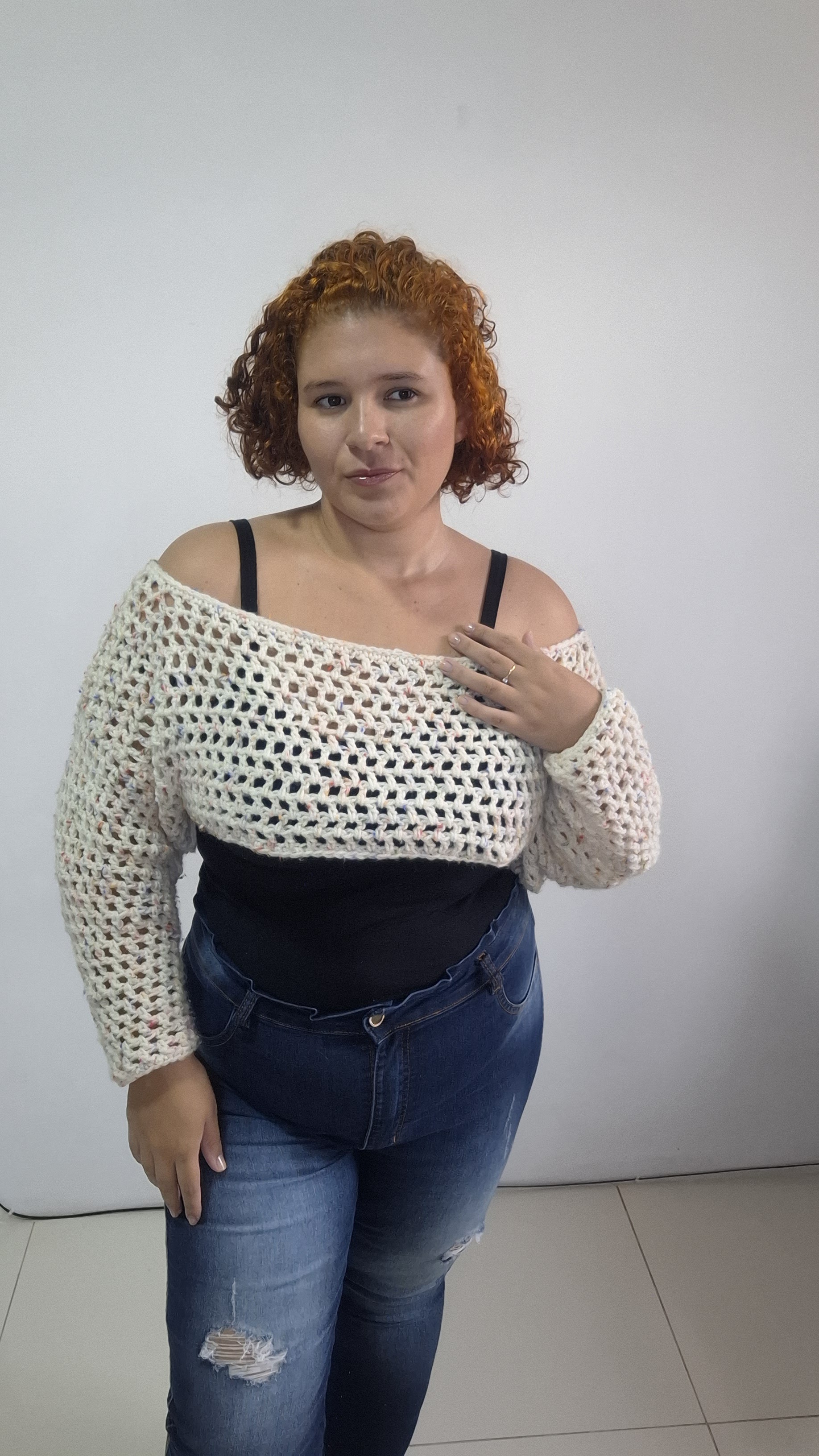 Bolerinho de Crochê – Leve, Charmoso e Feito em Lã | Perfeito para Meia Estação