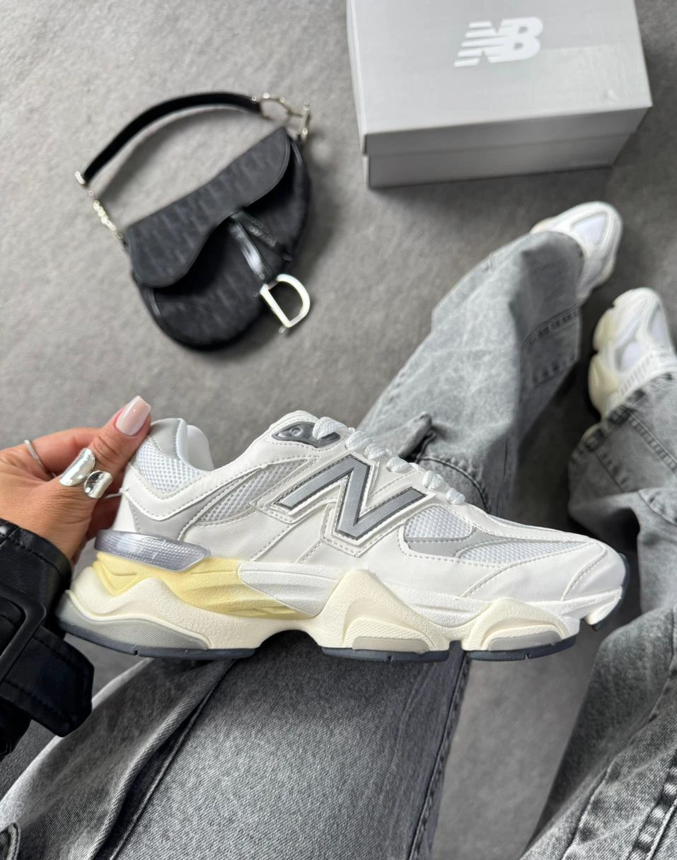 New Balance 9060 - Branco/Cinza