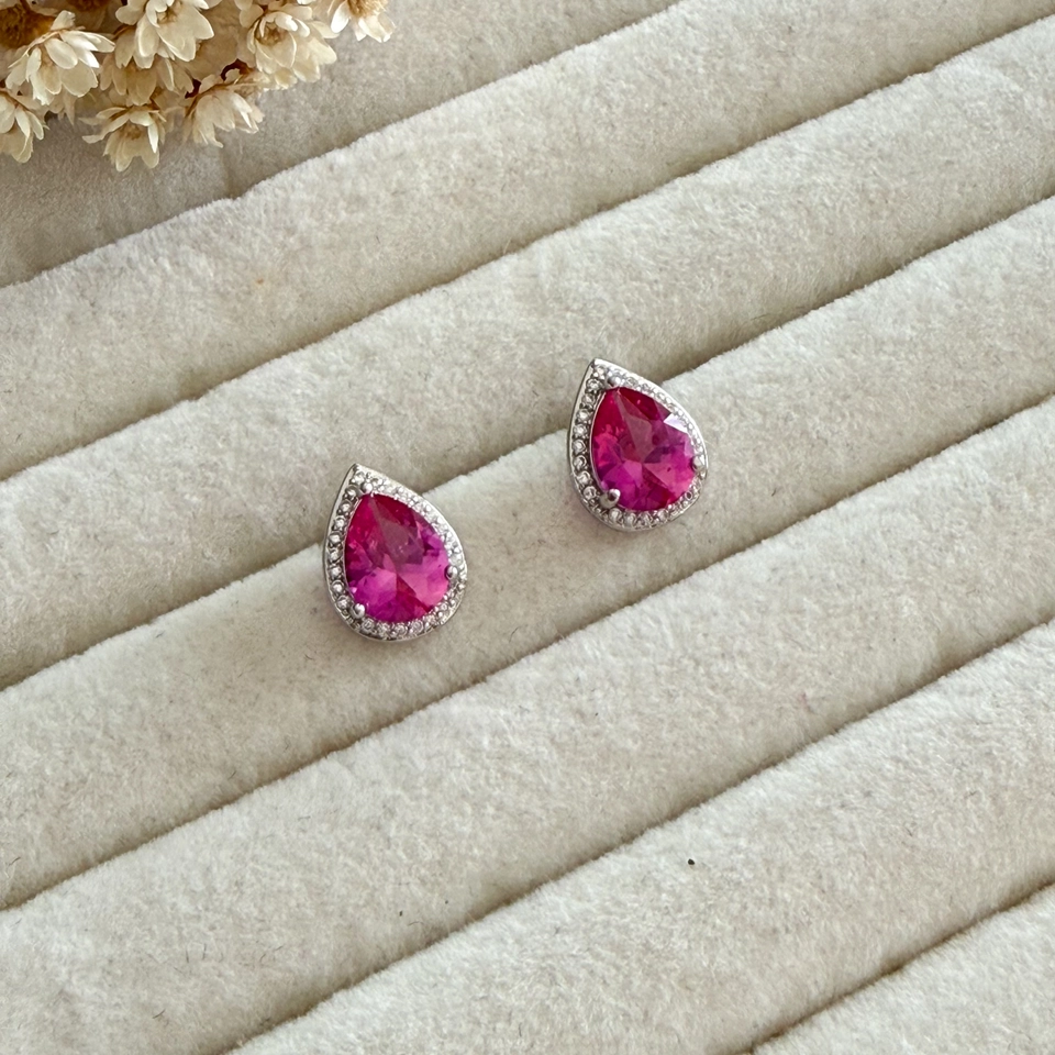Brinco ródio gota rosa
