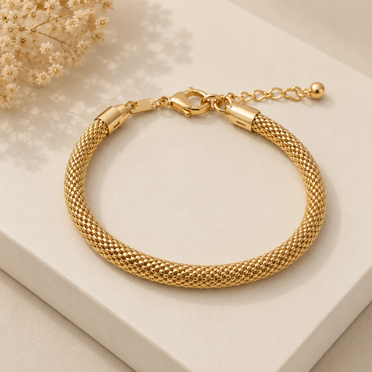 Pulseira dourada malha telinha
