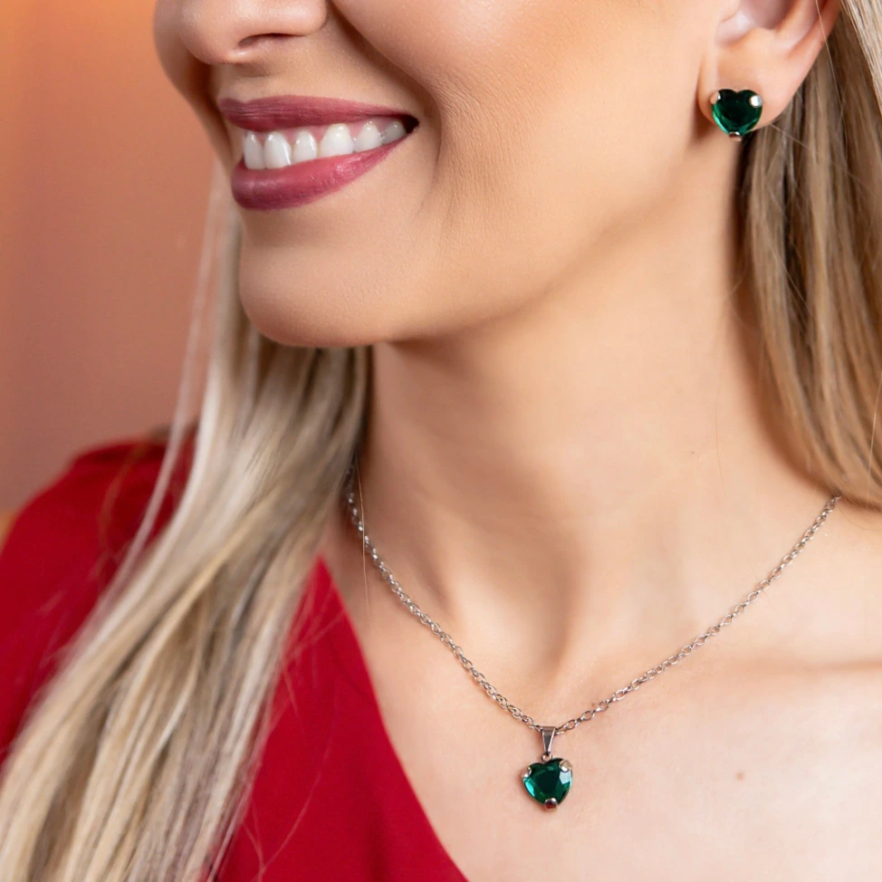 Conjunto aço coração esmeralda