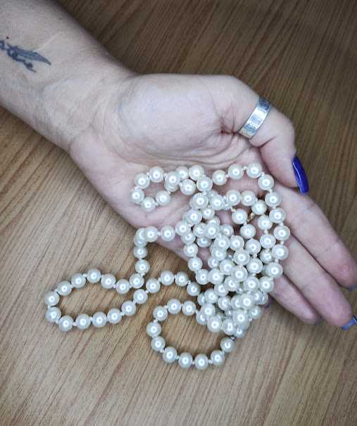 COLAR DE PÉROLAS PARA MASSAGEM