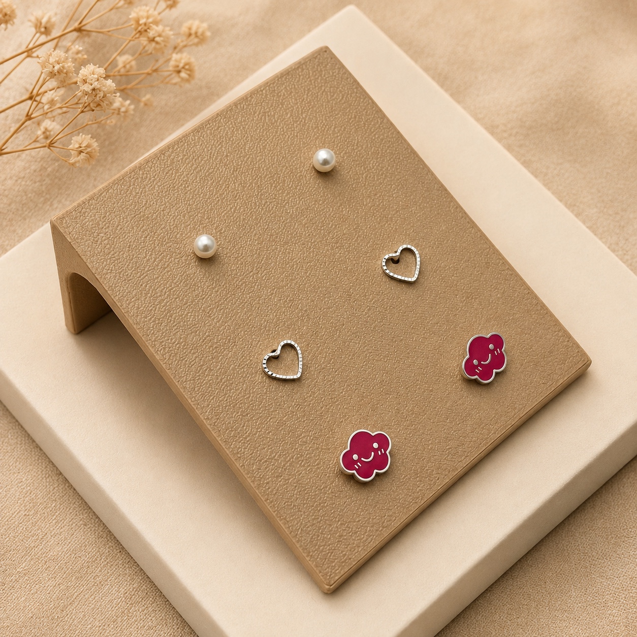 Trio de brinco prata infantil pérola, coração e nuvem rosa