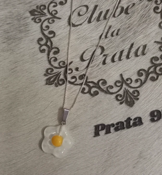 Colar em Prata 925 Margarida em Resina