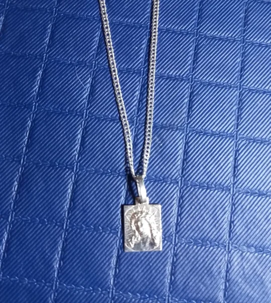 Corrente Grumet 60 cm com pingente de Cristo