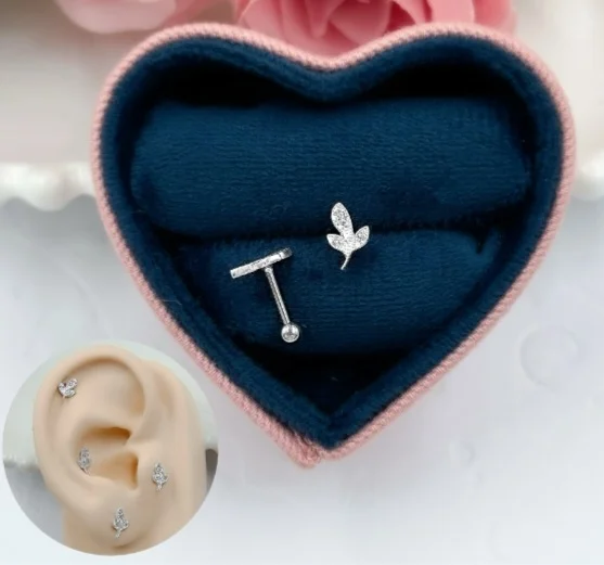 Piercing Folha Cravejado