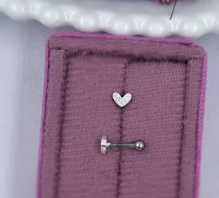 Piercing Mini Coração Cravejado