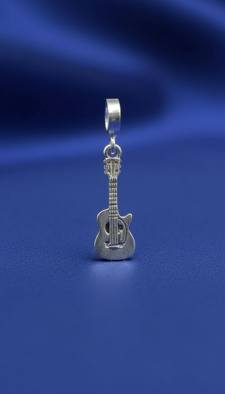 Berloque Violão