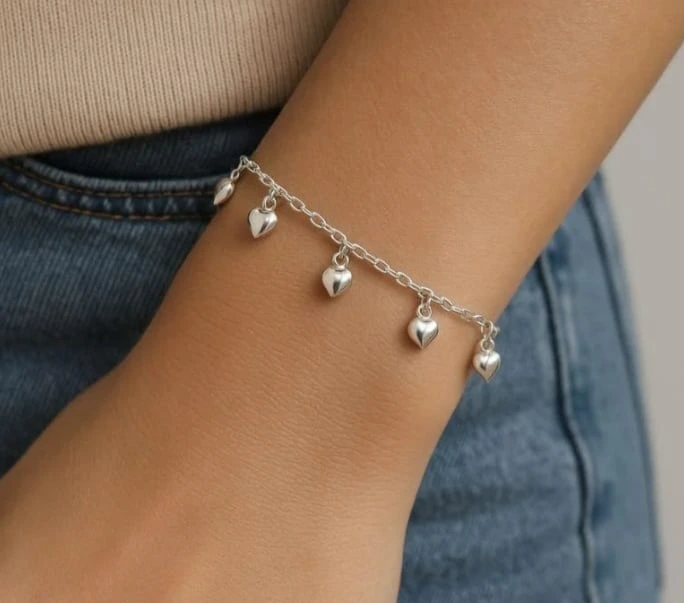 Pulseira Corações Pendurados