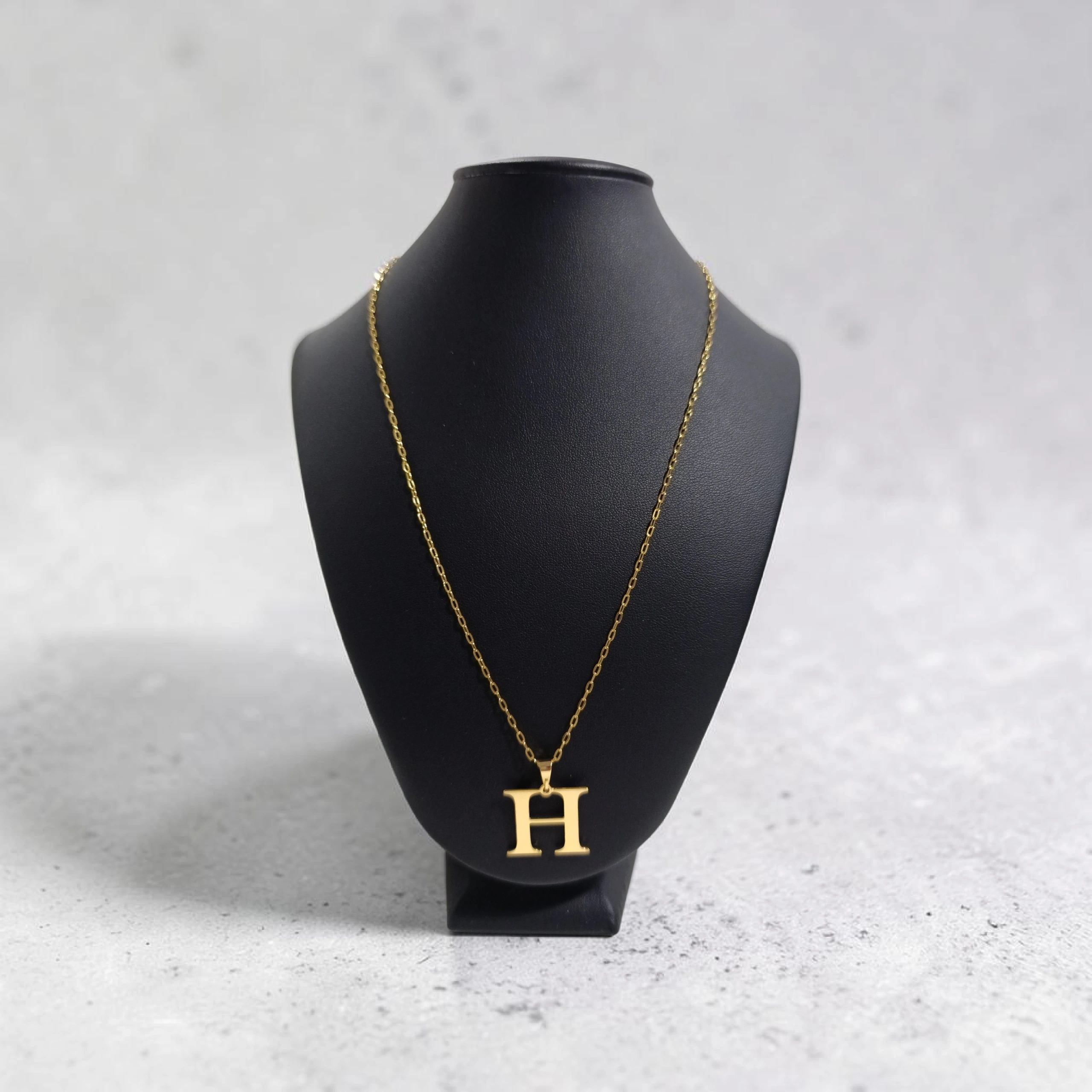 Colar Letra H Dourado