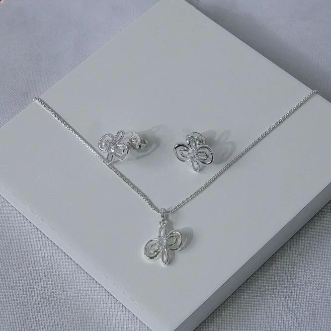 Conjunto prata flor cravejada