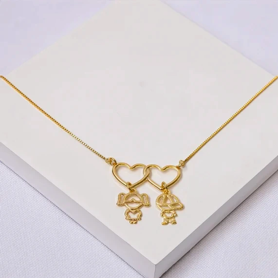 Colar dourado coração com filho e filha