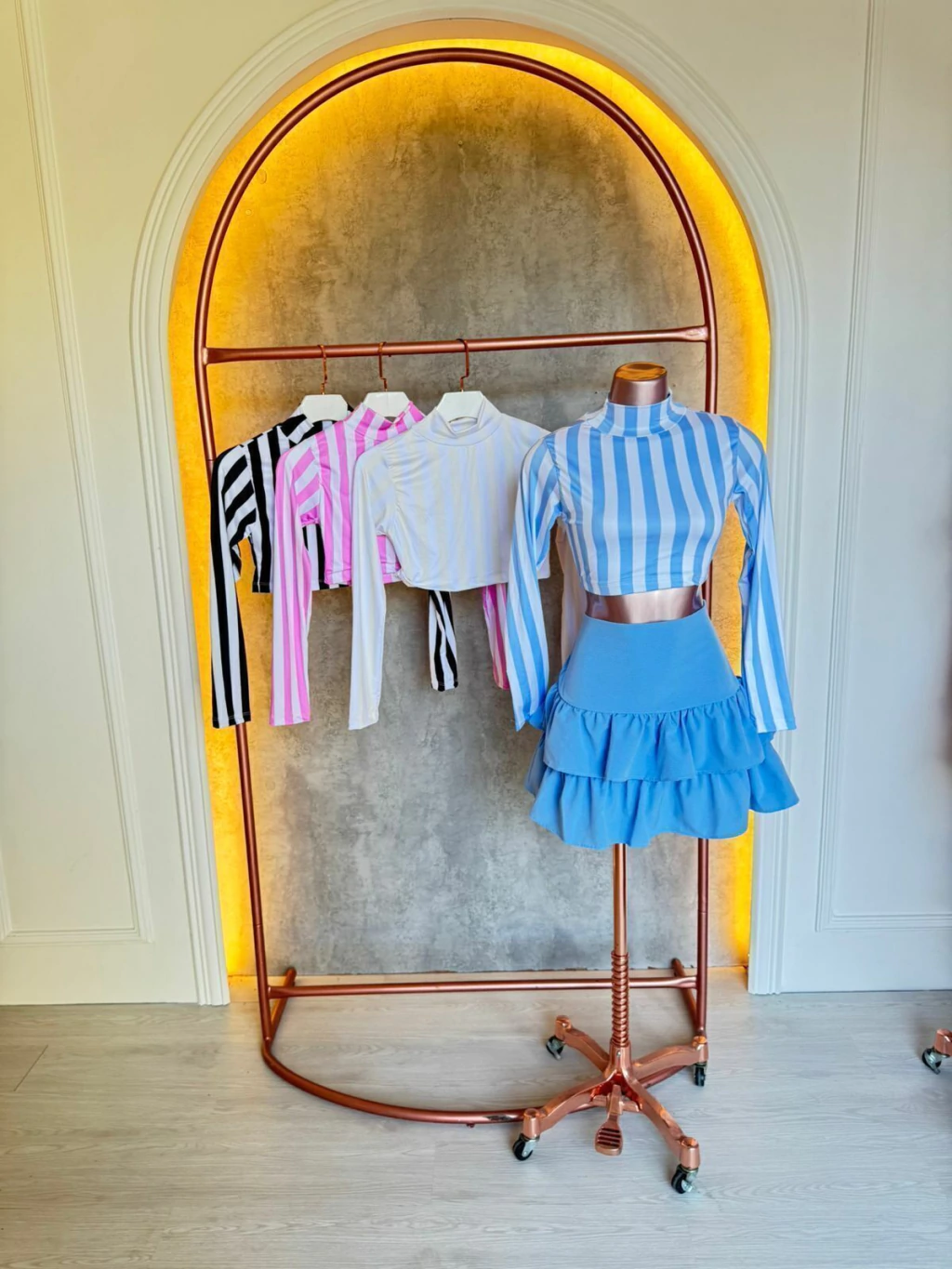 Cropped modelo Candy gola alta