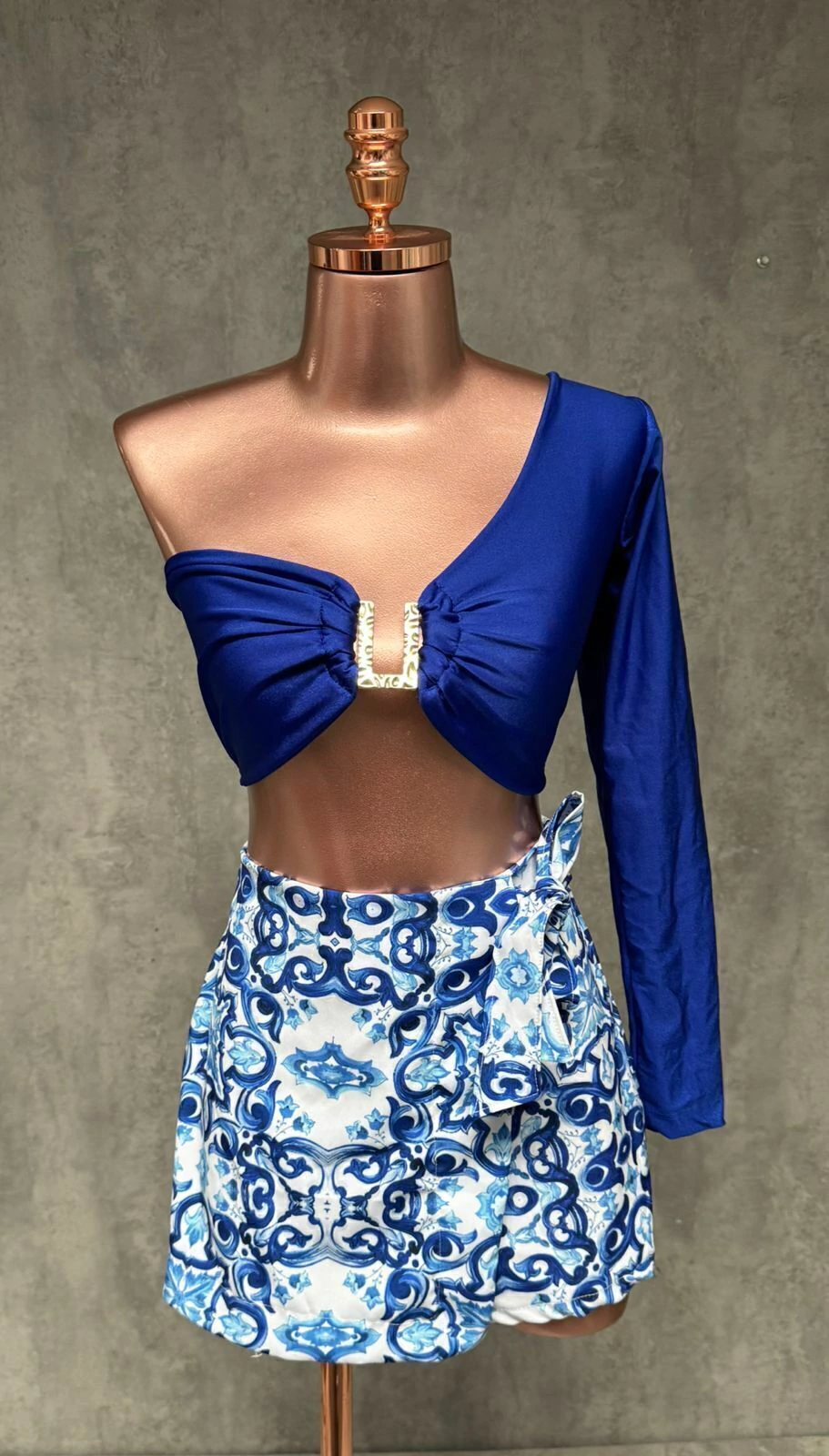 Short saia modelo estampado
