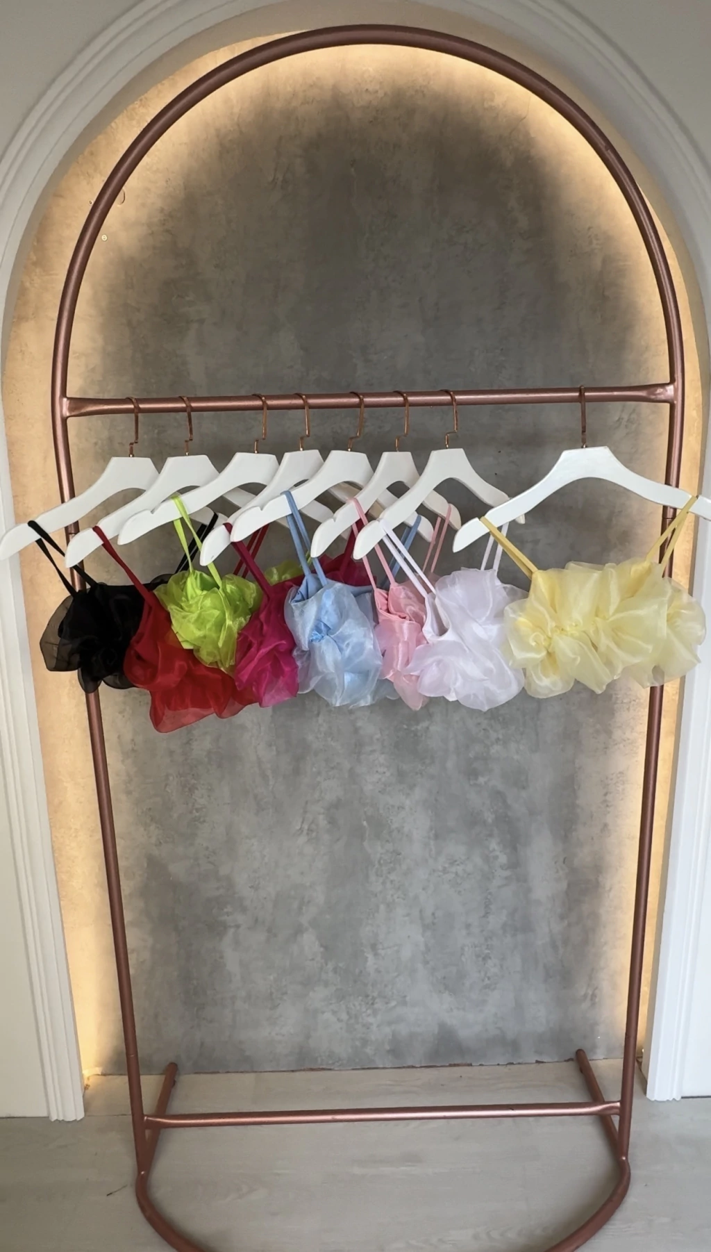 Cropped beach gloss com detalhe em tule fluflu hinomix
