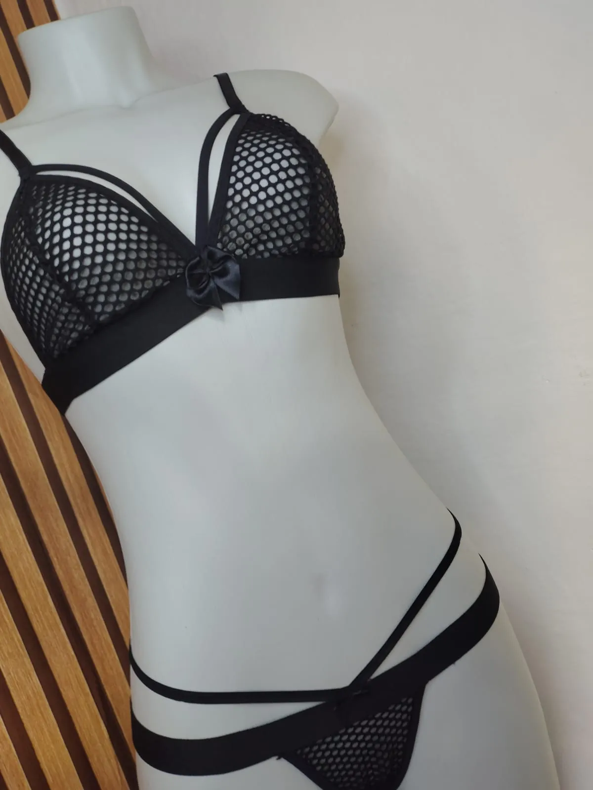 Conjunto strappy arrastão