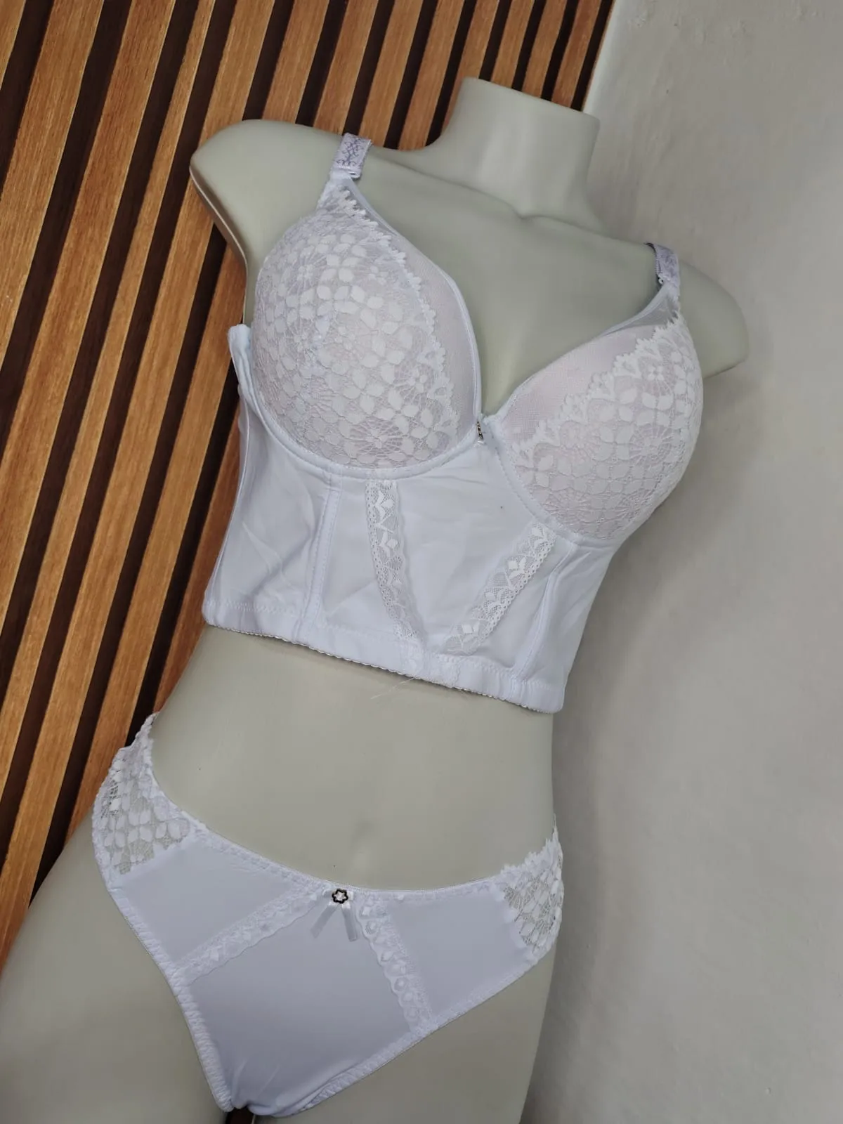 Conjunto Noite de Encanto