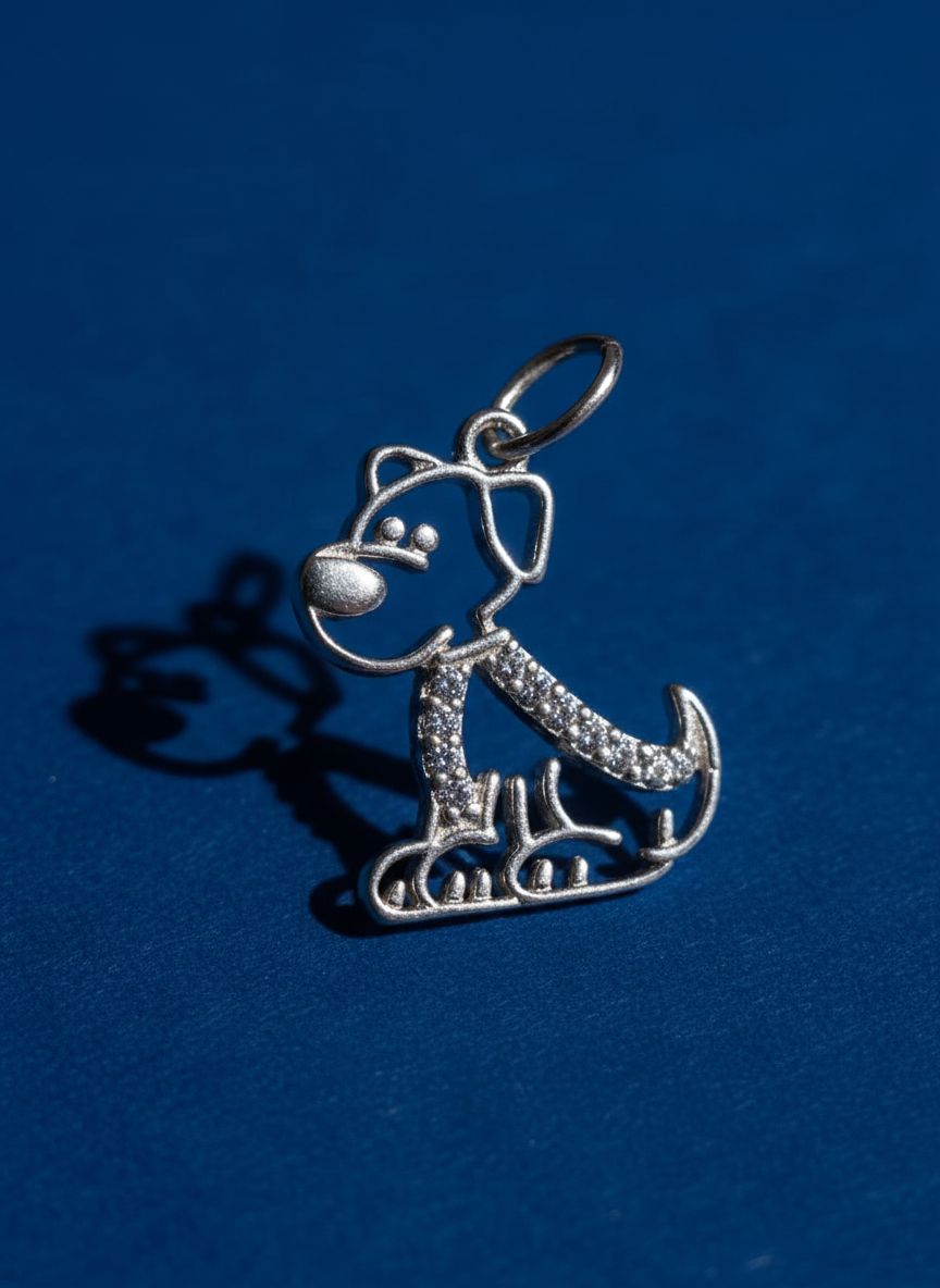 Pingente Cachorro Cravejado