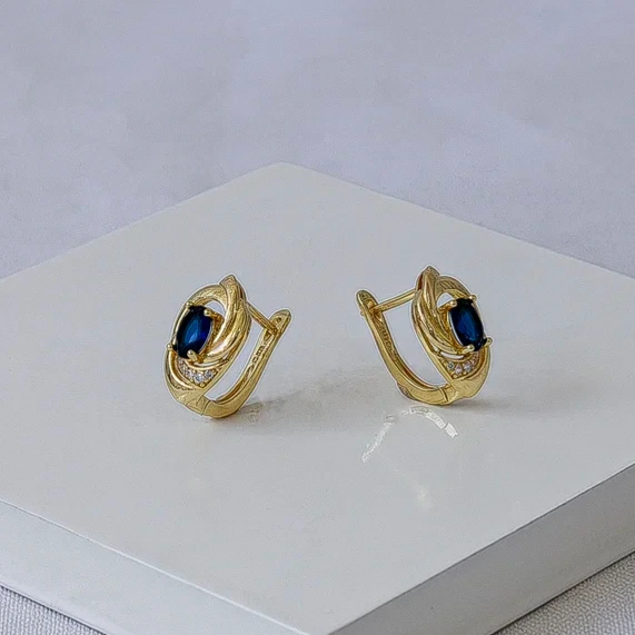 Argola dourada oval azul